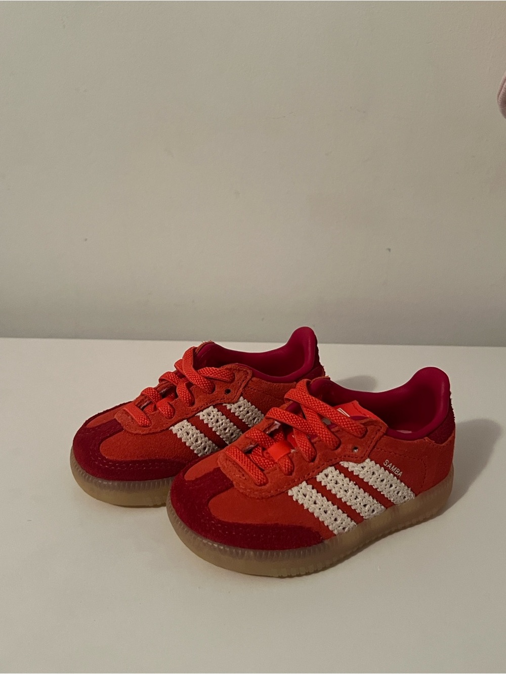 adidas sambas Red